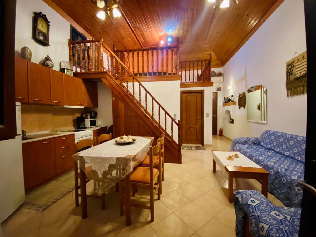 Villa Afroditi Chalki Town Ngoại thất bức ảnh